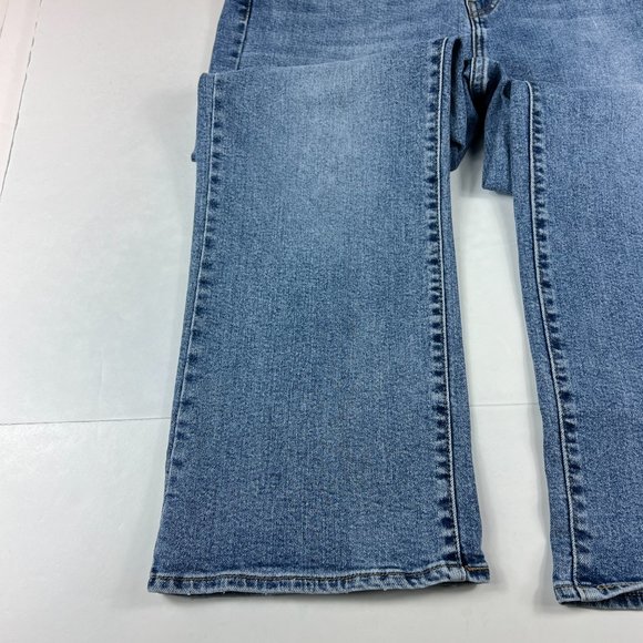 Levi's Jean Women 32 High Waisted Crop Flare Nip At the Bud Blue Stretch Denim - Picture 4 of 16